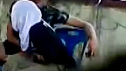 الاغ چربی MILF یک dildo آبی رنگ را در دوش نشان داده و آن را بیدمشک کانال دانلود فیلم سکسی می کند