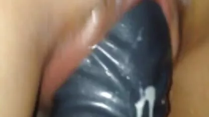 دختر زیبا زندگی جنسی را در یک تلگرام کلیپ سکس خلسه متنوع کرد