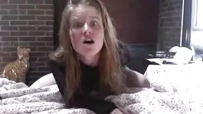 Big Ass MILF با Dildo آبی کانال تلگرام فیلم سکسی جدید استمناء می کند